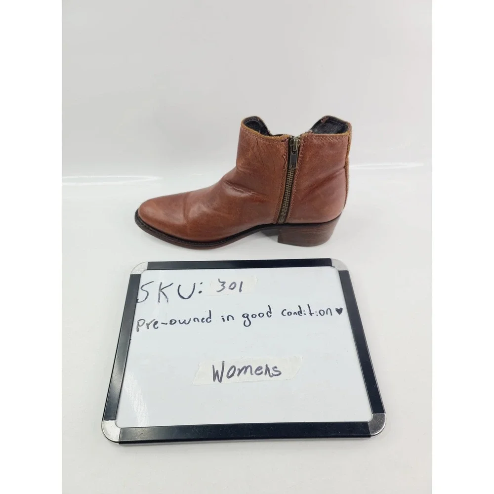 Liberty Black, Leather Ankle Boots, Booties‎ Women's, Size 9, Brown Color. A. H